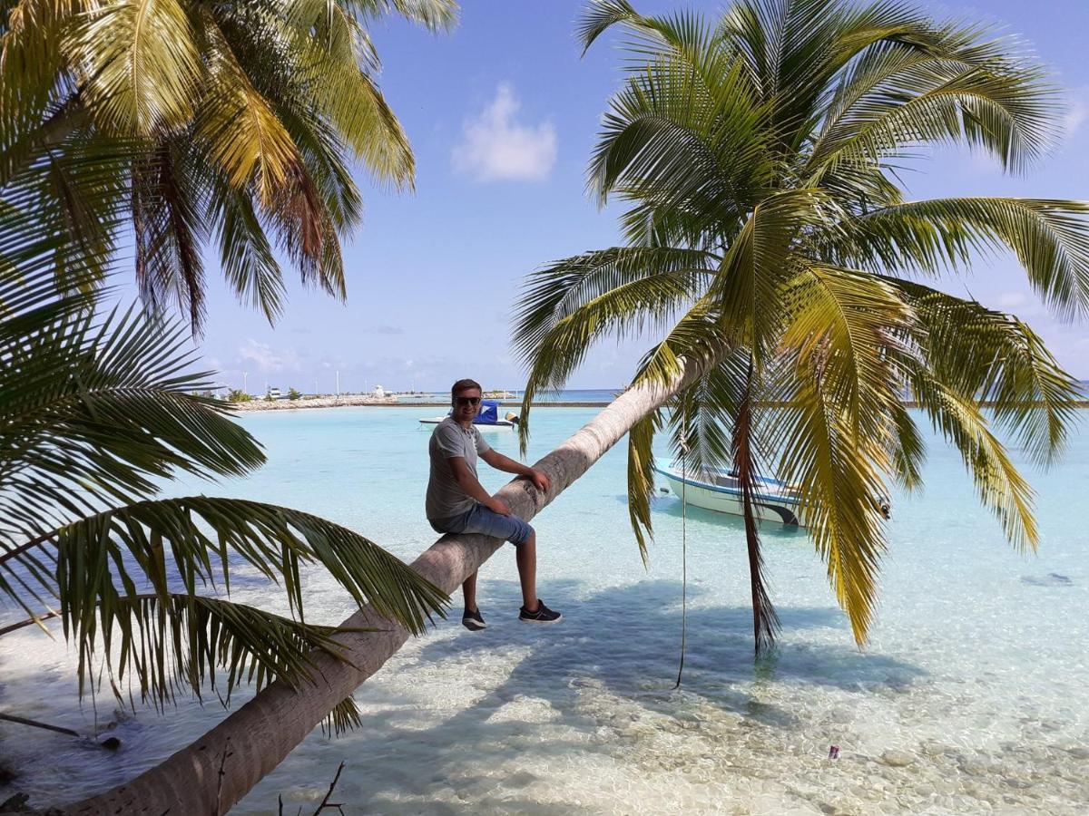 Island Life Maldives Retreat & Spa Magoodhoo エクステリア 写真