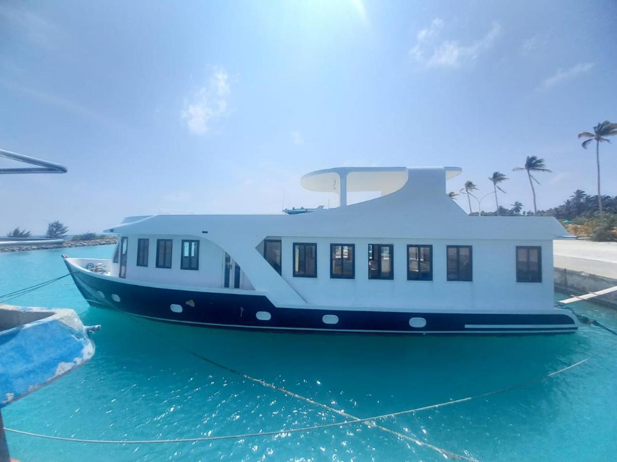 Island Life Maldives Retreat & Spa Magoodhoo エクステリア 写真